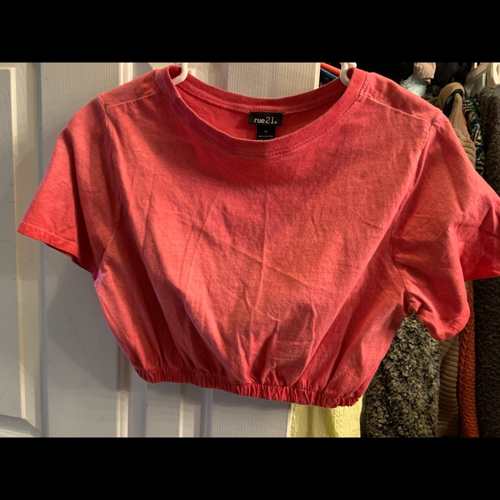 Crop top